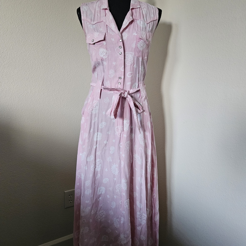 Pink Sleeveless Maxi Dress